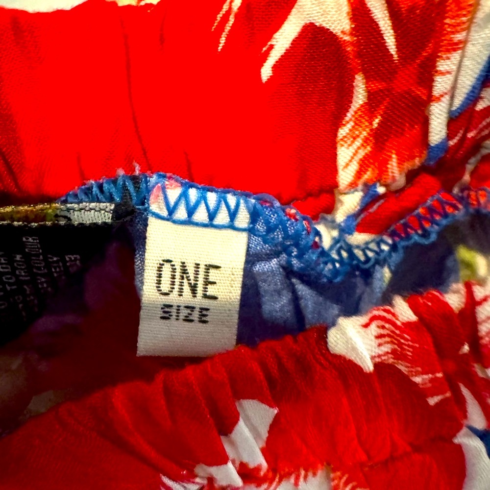 Red and Blue Floral Romper - Picture 3 of 8